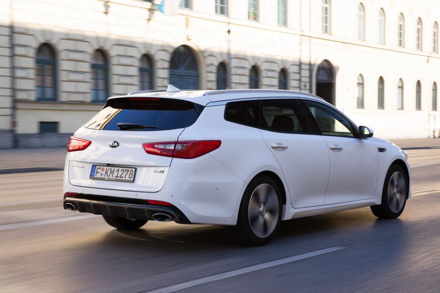  Kia Optima Sportswagon GT Line 2016 года  (WW) (фото 23 из 31)